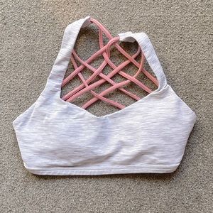 Lululemon Free to Be Bra